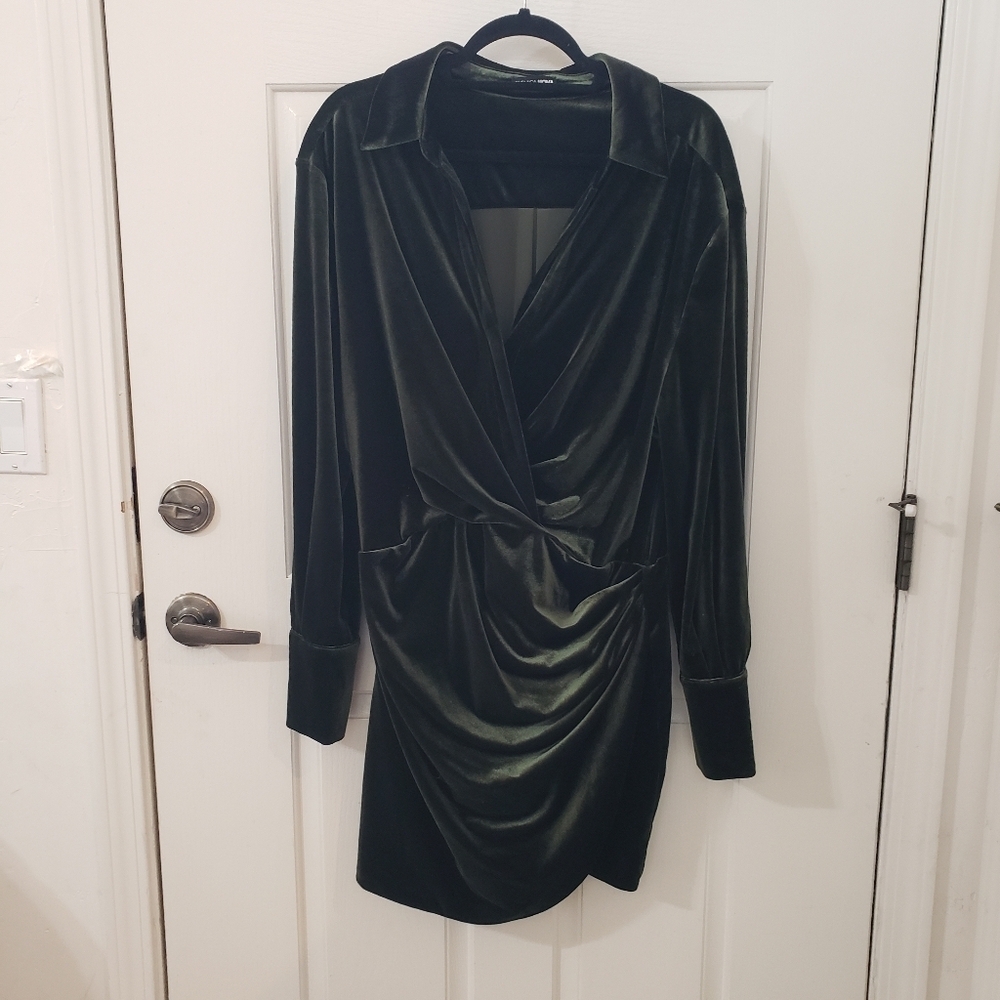 Fashion Nova Dark Green Velvet Long Sleeve Dress